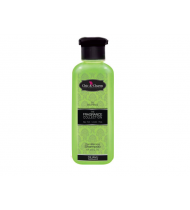 Chic & Charm DEJAVU Conditioning Shampoo 250Ml ( For cat and Dog) Chic & Charm DEJAVU Conditioning Shampoo 250Ml ( For cat and Dog)